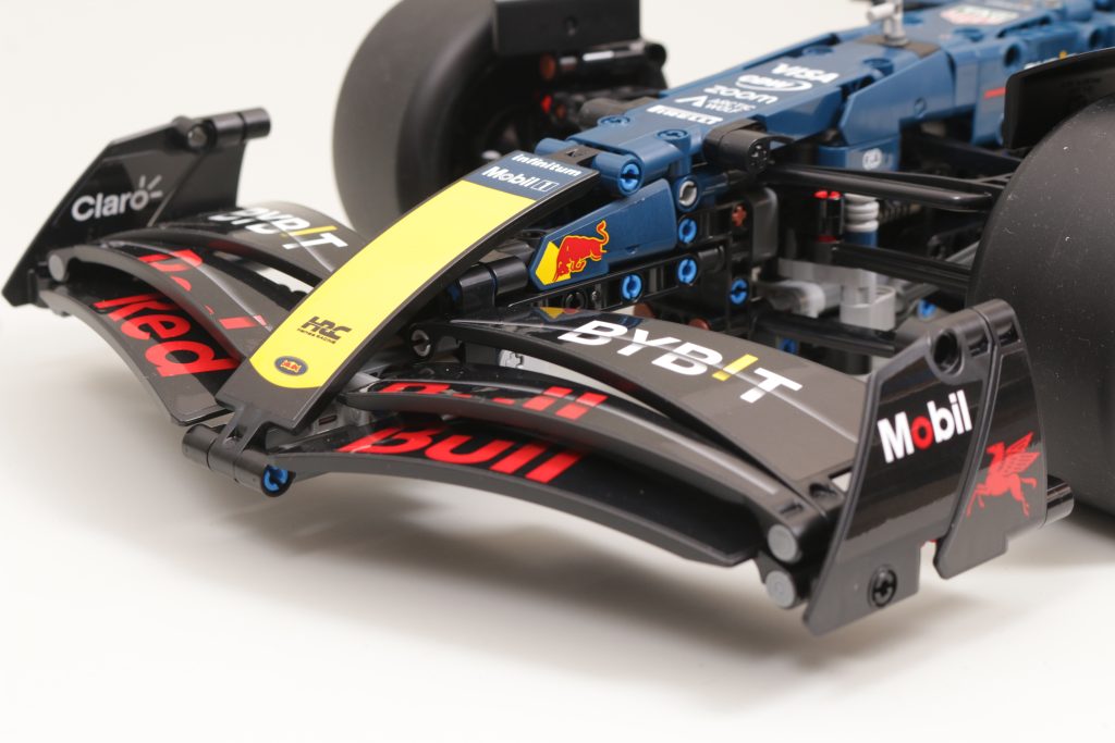 LEGO Technic 42206 Oracle Red Bull Racing RB20 F1 Car review 26 1024x683