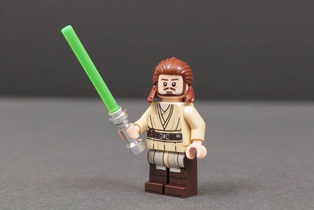 LEGO Star Wars Magazine Qui Gon Jinn minifigure 1 1024x683