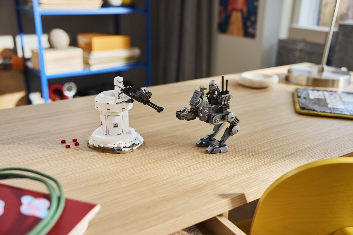 LEGO Star Wars 75444 AT RT Attack 9 1200x800
