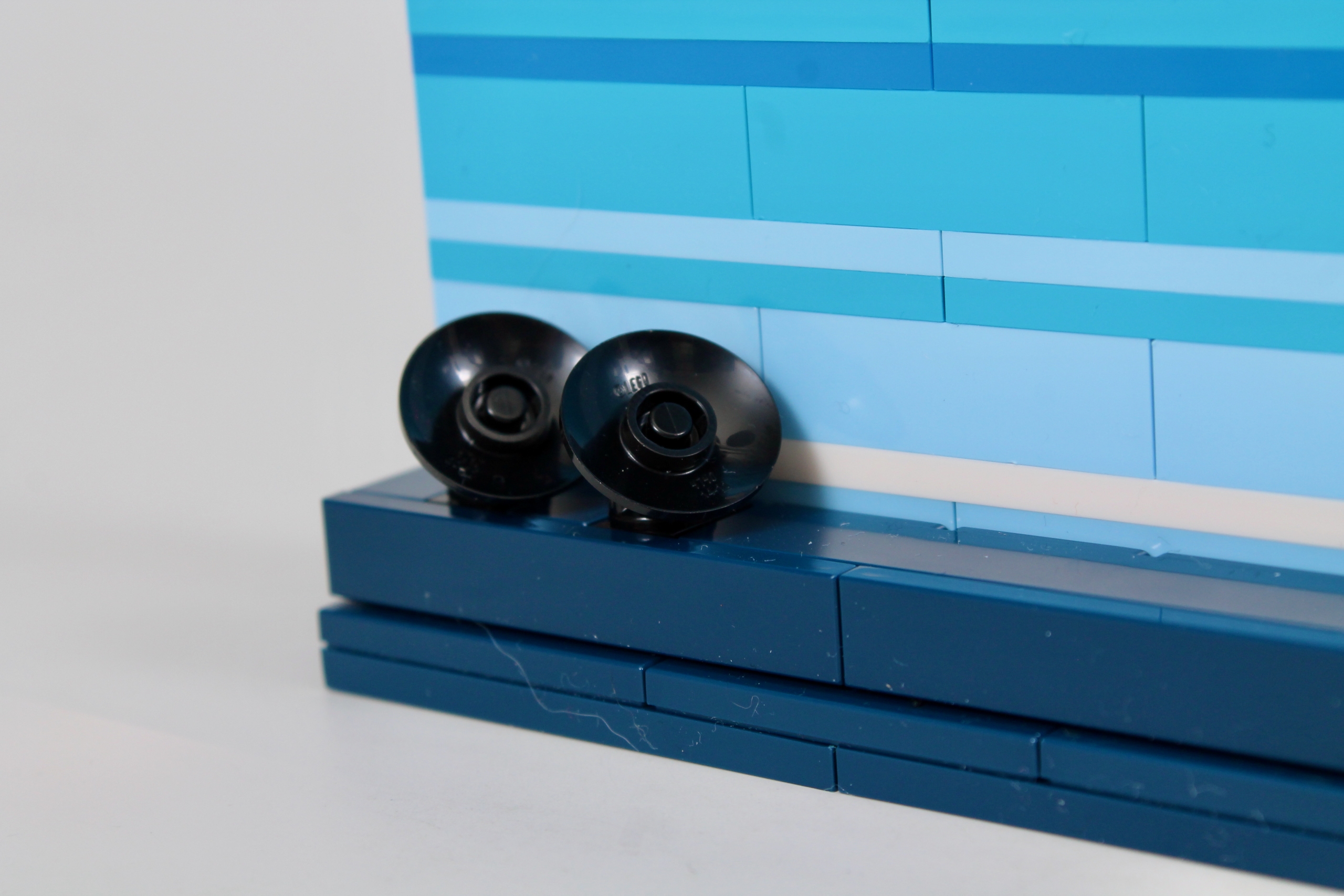 LEGO Ideas 21340 Tales of the Space Age review 17 scaled
