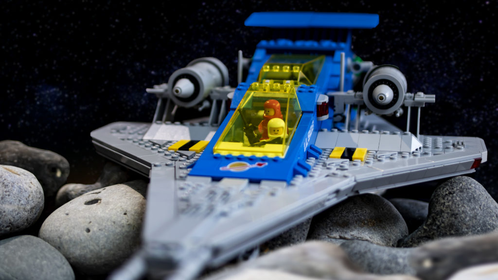 LEGO ICONS 10497 Galaxy Explorer 28 1024x576