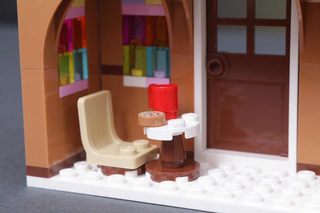 LEGO Christmas 2025 sets 40812 Snowman Ornaments 40809 Festive Gingerbread House 40820 Up Scaled Santa Minifigure 40806 Gingerbread AT AT Walker review 14 1024x683