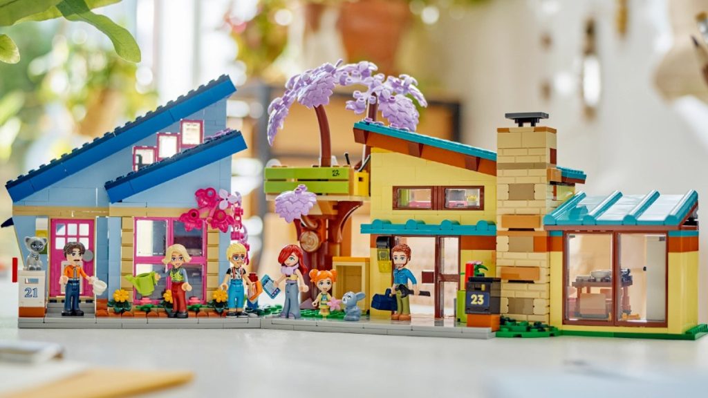 LEGO Friends 42620 Olly and Paisley houses lifestyle featured 1024x576