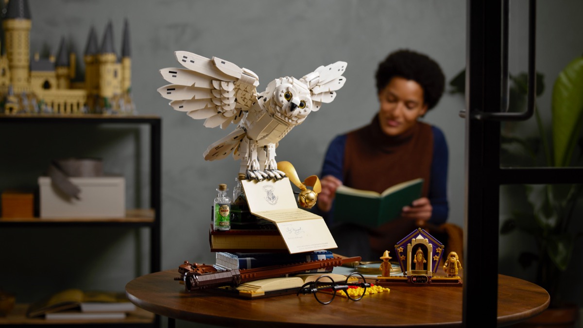 LEGO Harry Potter 76391 Hogwarts Icons Collectors’ Edition is finally back in stock