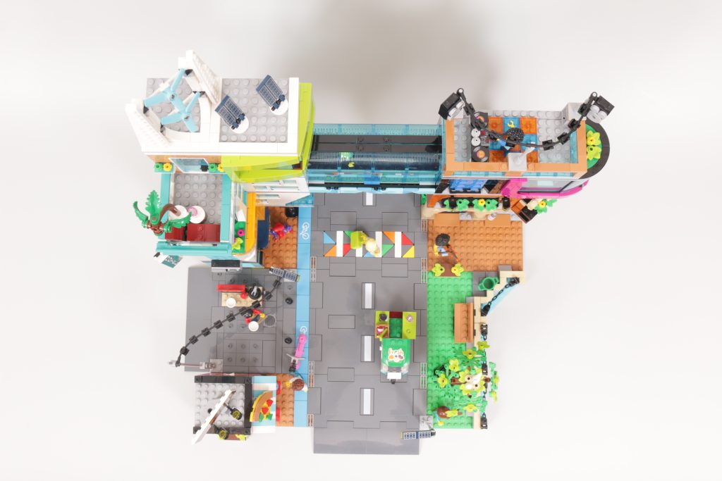 LEGO City 60380 Downtown review 8i 1024x683